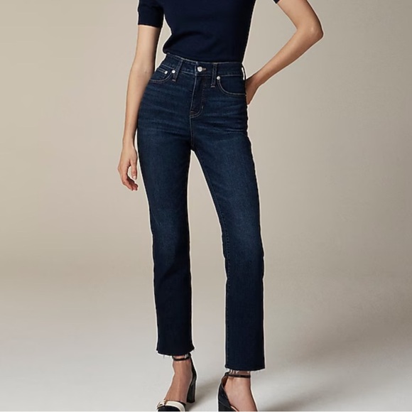 NWT! J.Crew Petite curvy cropped kickout jean in 2003 super-stretch. 26 Petite - Picture 2 of 6